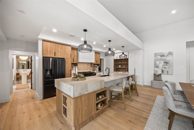 4624 Willow Lane, Dallas, TX 75244