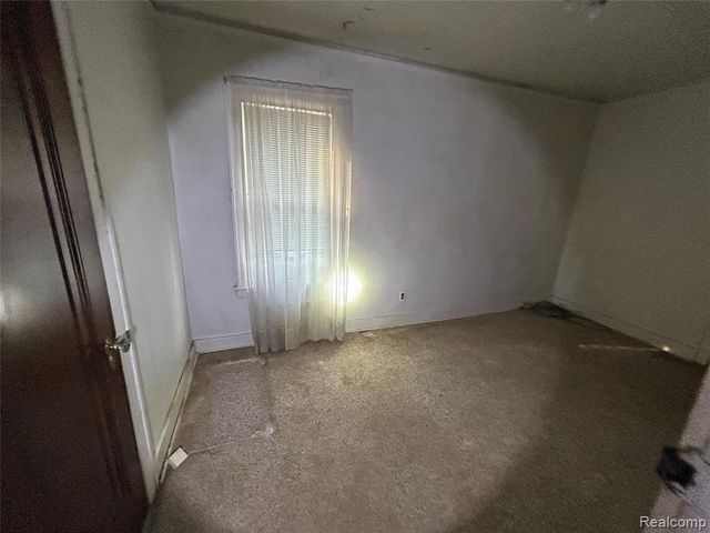 19229 Dequindre Street, Detroit, MI 48234