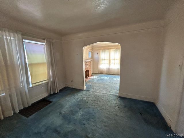 19229 Dequindre Street, Detroit, MI 48234