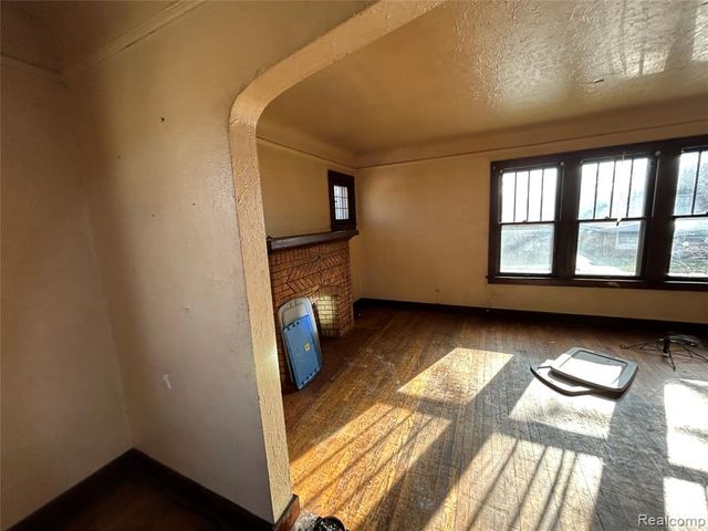 19229 Dequindre Street, Detroit, MI 48234