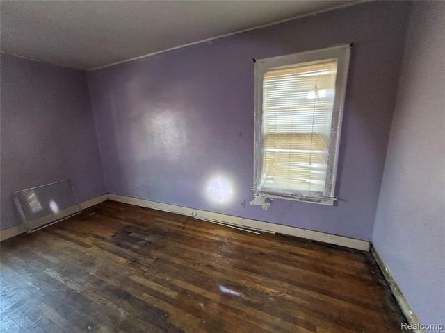 19229 Dequindre Street, Detroit, MI 48234
