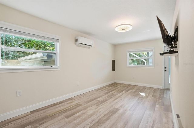 7266 TROPICAL DRIVE, Weeki Wachee, FL 34607