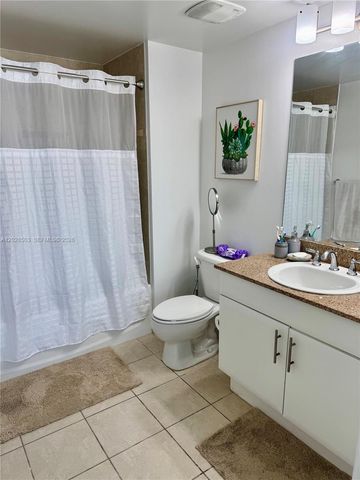 1861 S River Drive 2201, Miami, FL 33125