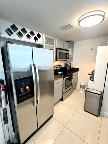 1861 S River Drive 2201, Miami, FL 33125