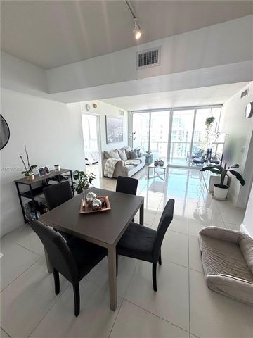 1861 S River Drive 2201, Miami, FL 33125