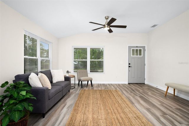 601 SE 4TH AVENUE, Melrose, FL 32666