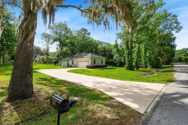 601 SE 4TH AVENUE, Melrose, FL 32666
