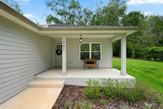 601 SE 4TH AVENUE, Melrose, FL 32666