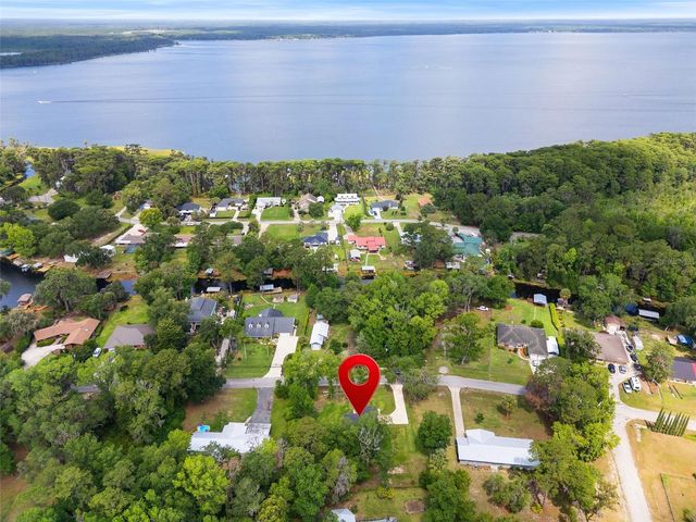 601 SE 4TH AVENUE, Melrose, FL 32666