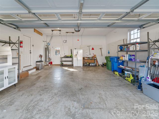 86 Wild Sage Court, Fletcher, NC 28732