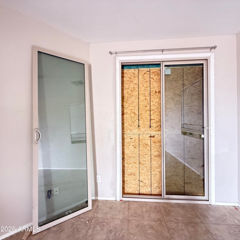 6537 S 15TH Drive, Phoenix, AZ 85041