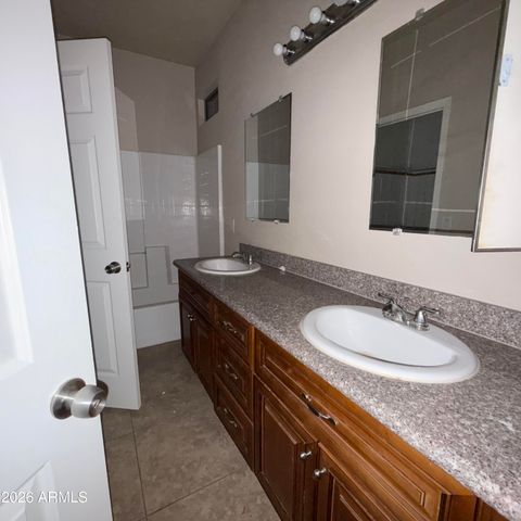 6537 S 15TH Drive, Phoenix, AZ 85041
