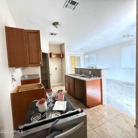 6537 S 15TH Drive, Phoenix, AZ 85041