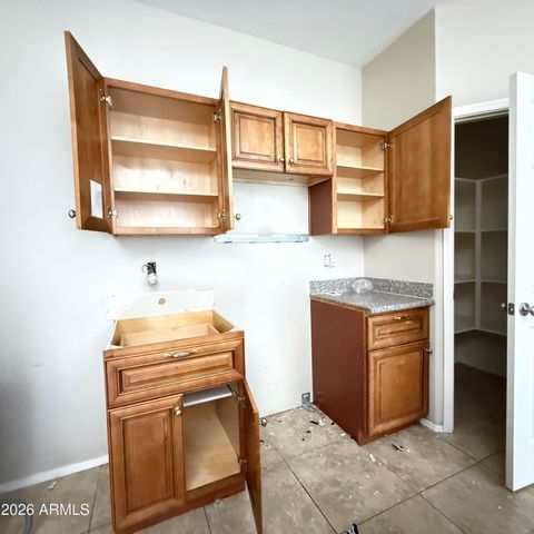 6537 S 15TH Drive, Phoenix, AZ 85041