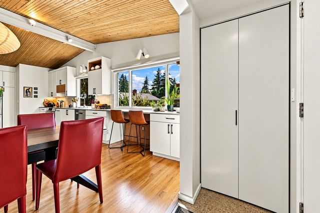 29805 8th Place S, Federal Way, WA 98003