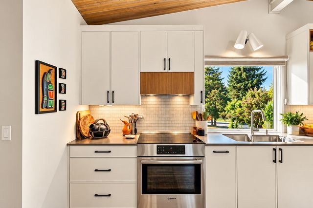 29805 8th Place S, Federal Way, WA 98003