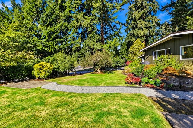 29805 8th Place S, Federal Way, WA 98003