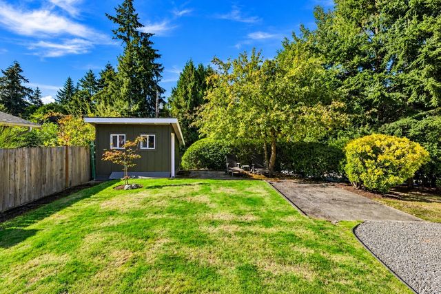 29805 8th Place S, Federal Way, WA 98003