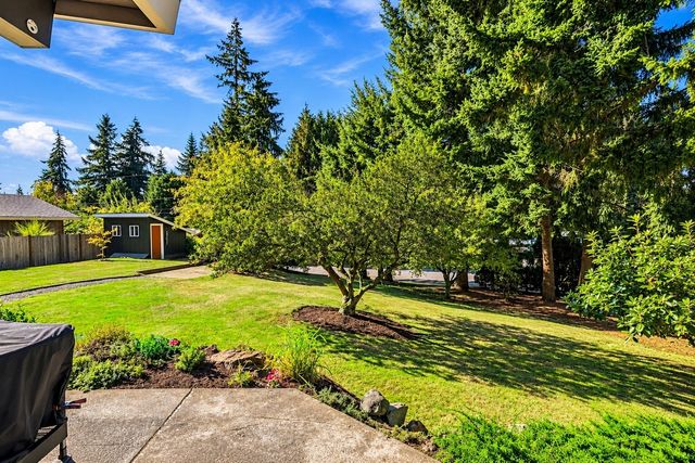 29805 8th Place S, Federal Way, WA 98003