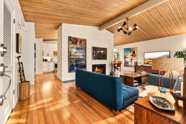 29805 8th Place S, Federal Way, WA 98003