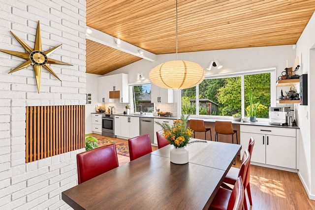 29805 8th Place S, Federal Way, WA 98003