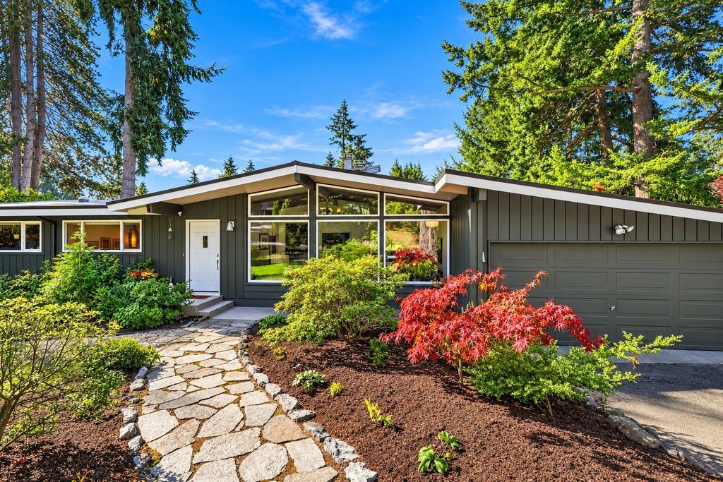 29805 8th Place S, Federal Way, WA 98003