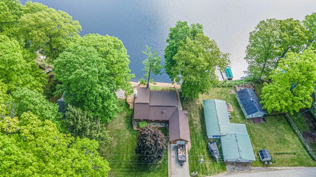 5182 Muskego Drive, Croton, MI 49337