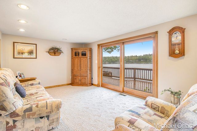 5182 Muskego Drive, Croton, MI 49337