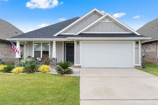 2322 Habersham Ln, Cantonment, FL 32533