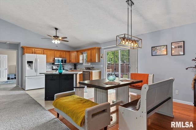 3100 Angelo Street, Springfield, IL 62707