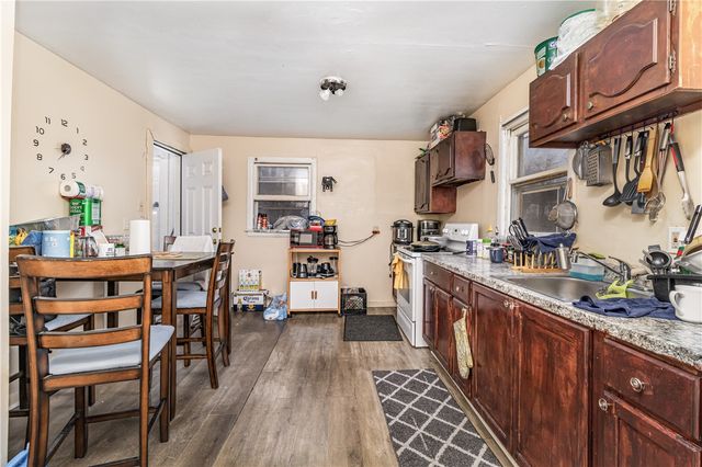 102-104 Shelter Street, Rochester, NY 14611