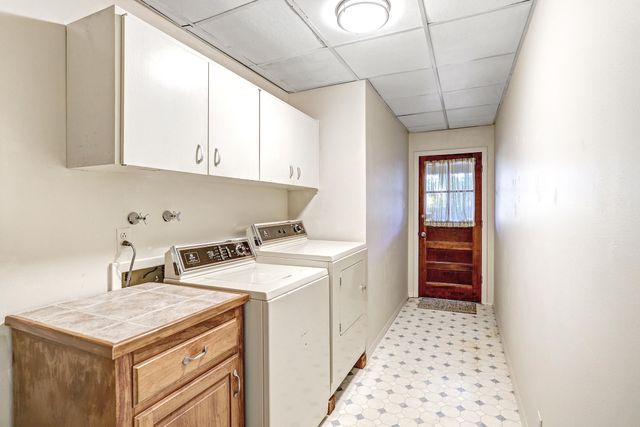 7009 Ottawa Road NE, Albuquerque, NM 87110