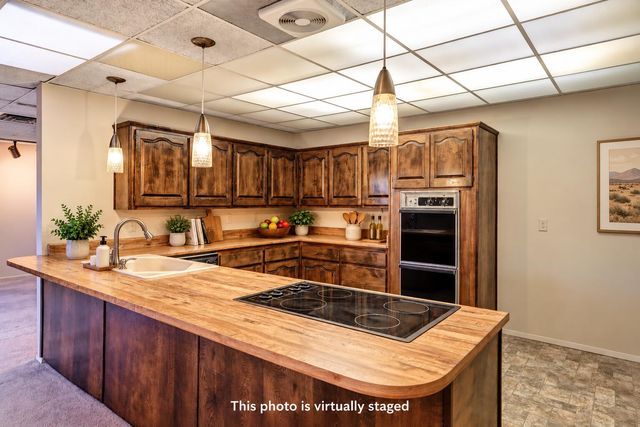 7009 Ottawa Road NE, Albuquerque, NM 87110