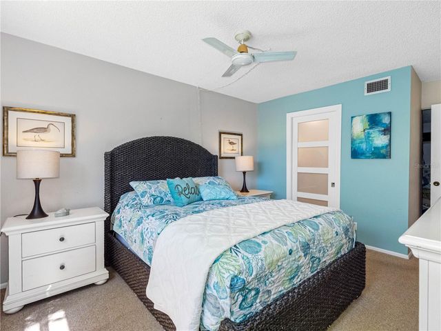 11485 OAKHURST ROAD 312, Largo, FL 33774