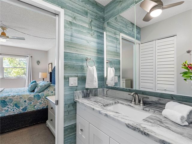 11485 OAKHURST ROAD 312, Largo, FL 33774