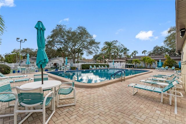 11485 OAKHURST ROAD 312, Largo, FL 33774