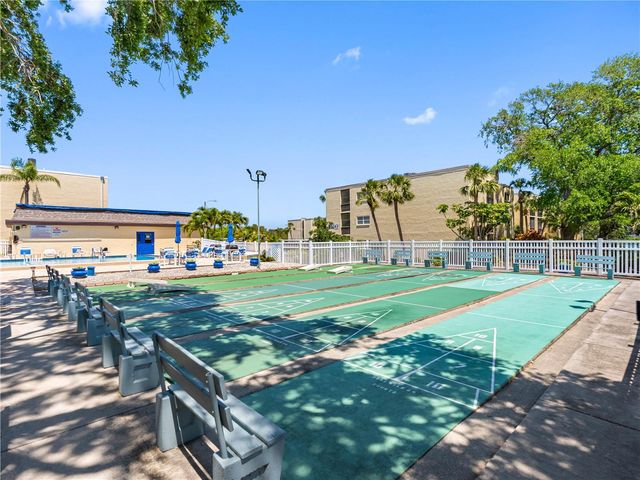 11485 OAKHURST ROAD 312, Largo, FL 33774