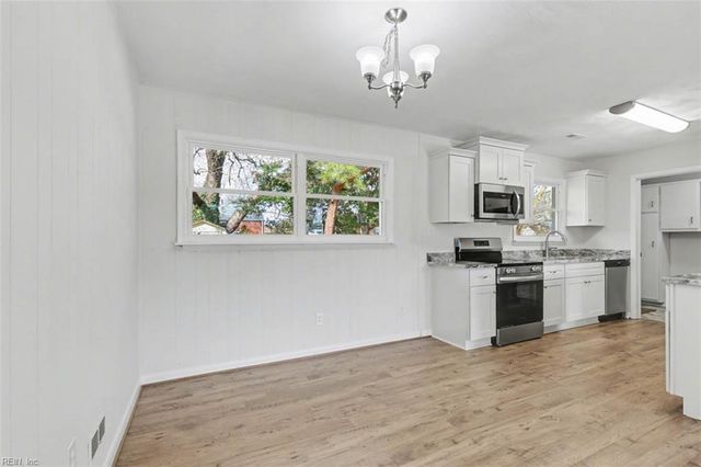 723 Spruce RD, Newport News, VA 23601