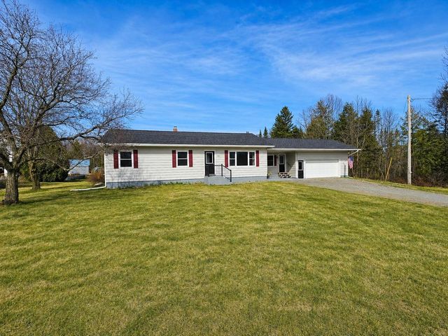 2414 Route 5, Irasburg, VT 05845
