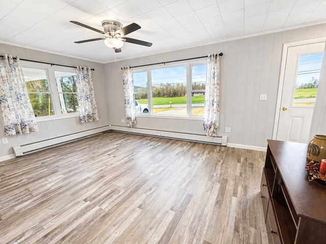 2414 Route 5, Irasburg, VT 05845