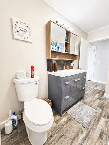2414 Route 5, Irasburg, VT 05845