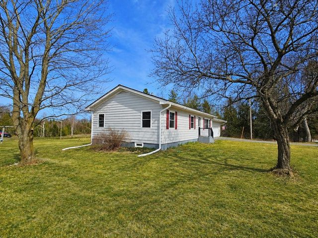 2414 Route 5, Irasburg, VT 05845
