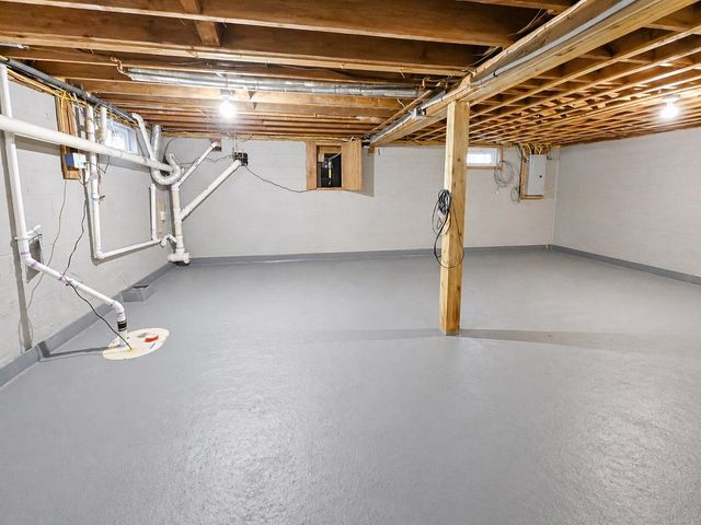 2414 Route 5, Irasburg, VT 05845