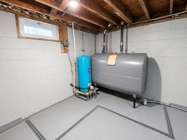 2414 Route 5, Irasburg, VT 05845