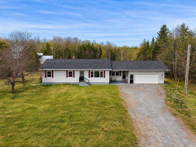 2414 Route 5, Irasburg, VT 05845