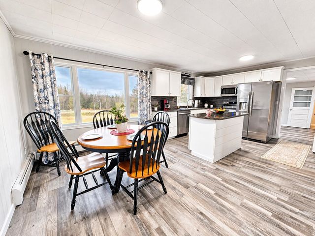 2414 Route 5, Irasburg, VT 05845