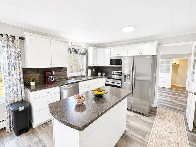 2414 Route 5, Irasburg, VT 05845