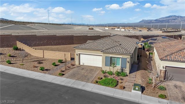 10774 Blackrock Canyon Avenue, Las Vegas, NV 89166