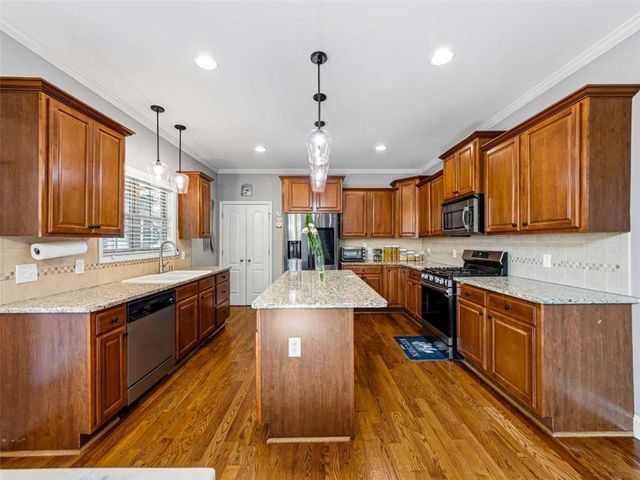 10 Logans Run, Covington, GA 30016