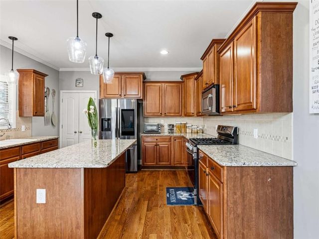 10 Logans Run, Covington, GA 30016